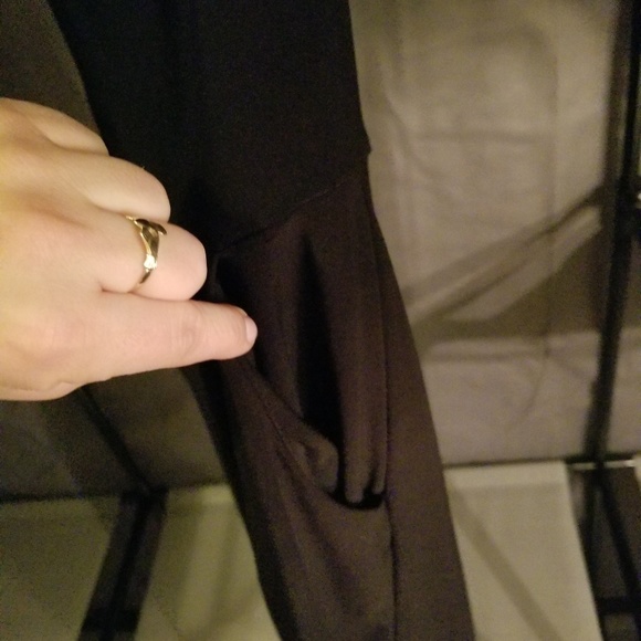 Pocket dress! - Picture 3 of 4